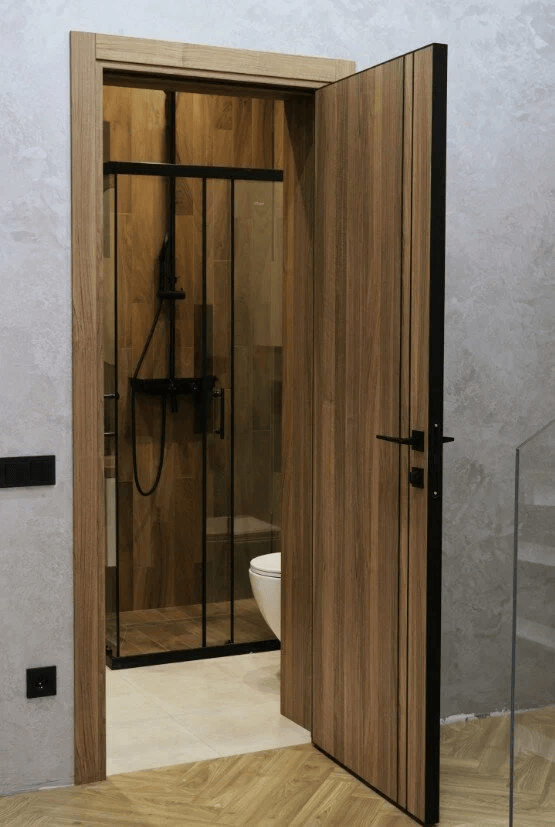 Дверь с текстурой дерева